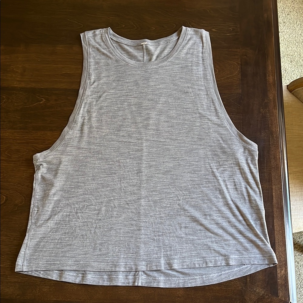 Lululemon Athletica Gray Sleeveless Crop Muscle Tee